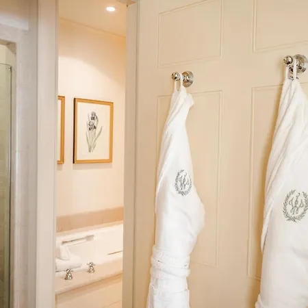 Williamsburg Inn, An Official Colonial Williamsburg Hotel Extérieur photo
